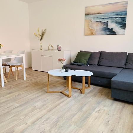 Feddersen Living Kernsanierte Ferienwohnungen - Gemuetlich - Netflix - Voll Ausgestattet - Zentral Brunsbuttel Exterior foto