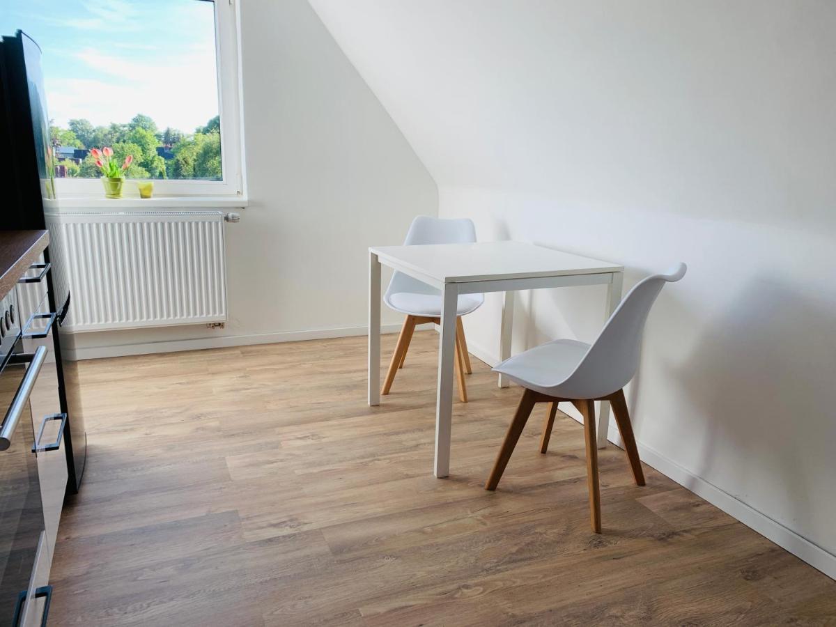 Feddersen Living Kernsanierte Ferienwohnungen - Gemuetlich - Netflix - Voll Ausgestattet - Zentral Brunsbuttel Exterior foto