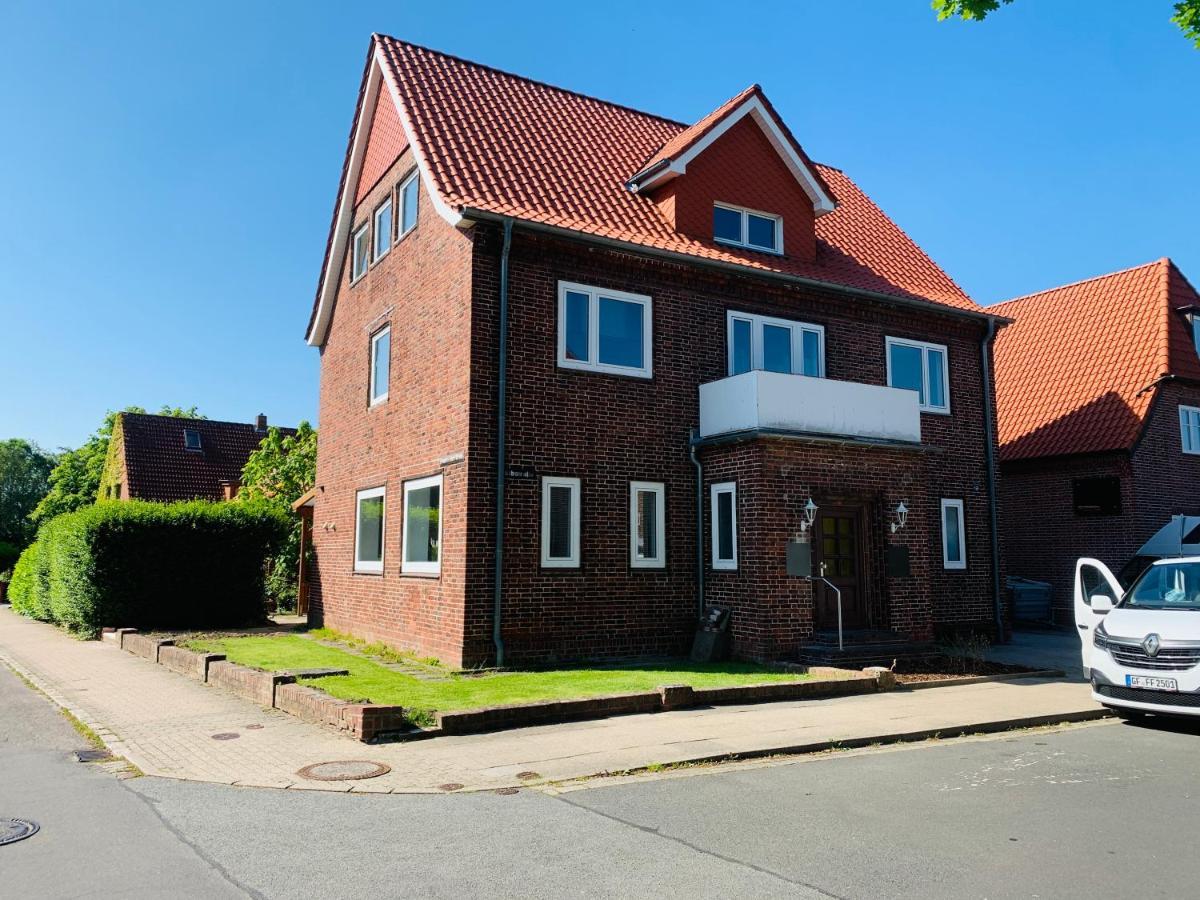 Feddersen Living Kernsanierte Ferienwohnungen - Gemuetlich - Netflix - Voll Ausgestattet - Zentral Brunsbuttel Exterior foto