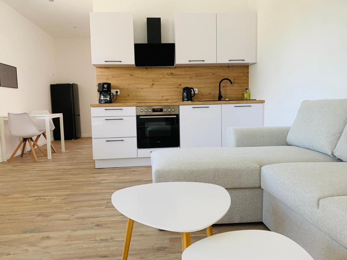 Feddersen Living Kernsanierte Ferienwohnungen - Gemuetlich - Netflix - Voll Ausgestattet - Zentral Brunsbuttel Exterior foto