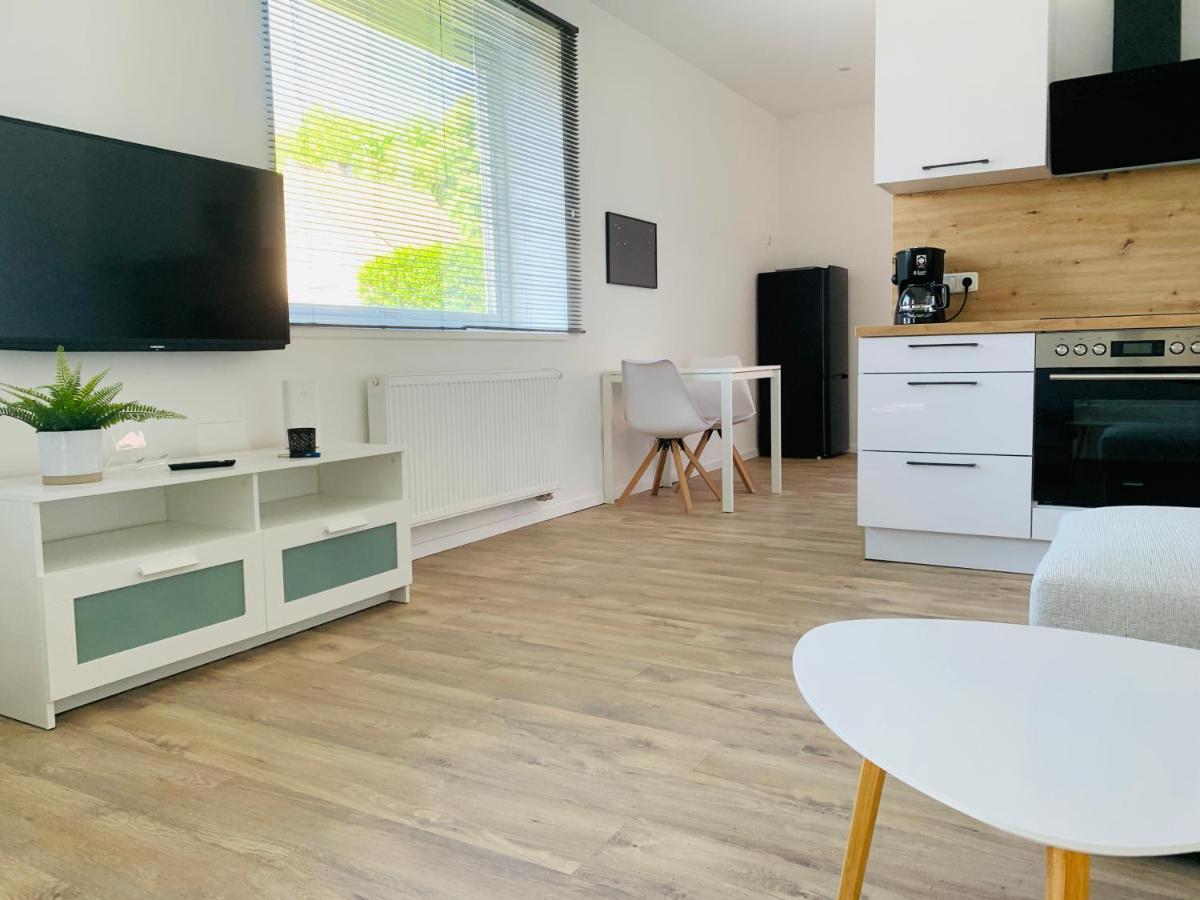 Feddersen Living Kernsanierte Ferienwohnungen - Gemuetlich - Netflix - Voll Ausgestattet - Zentral Brunsbuttel Exterior foto