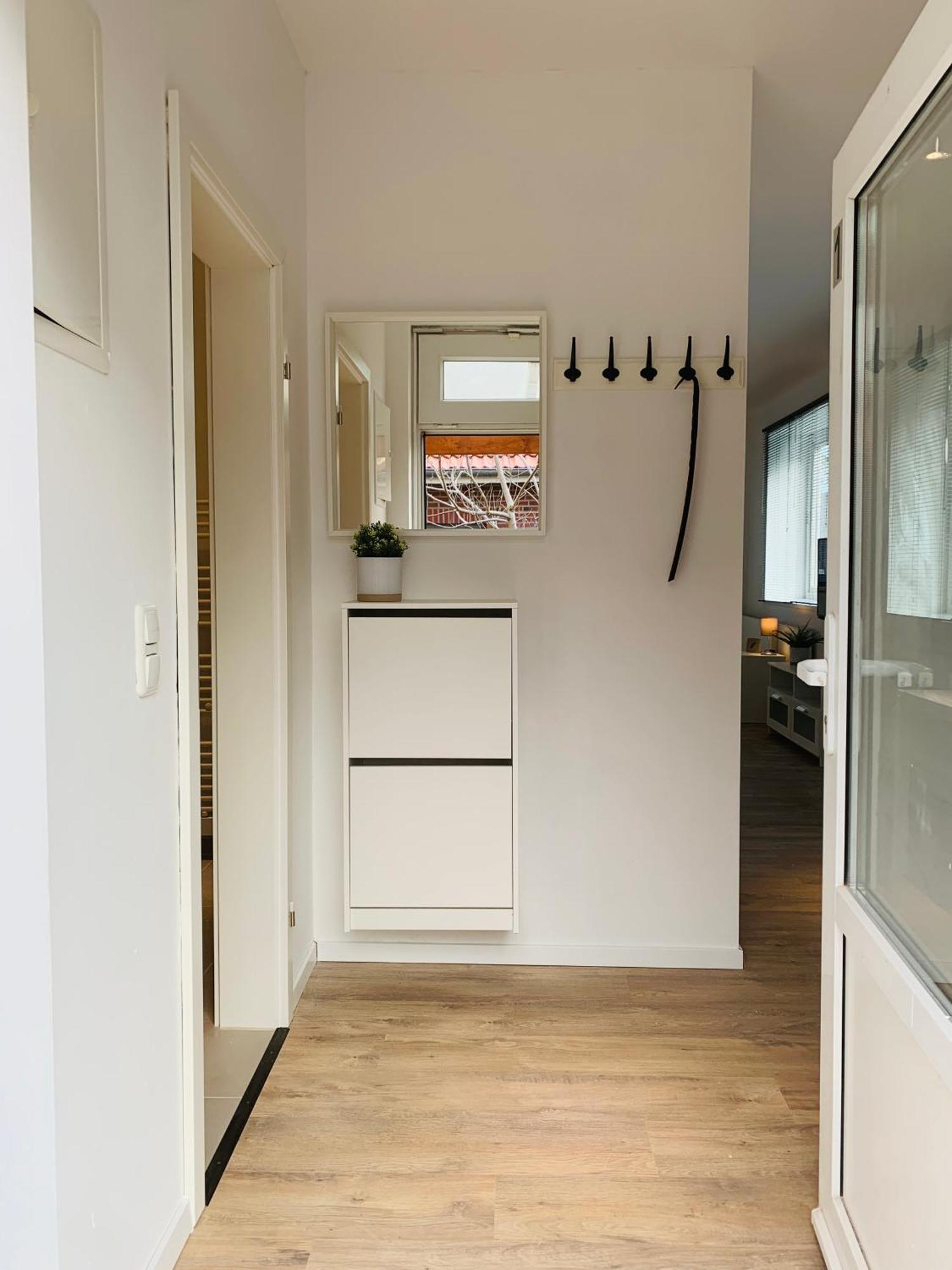 Feddersen Living Kernsanierte Ferienwohnungen - Gemuetlich - Netflix - Voll Ausgestattet - Zentral Brunsbuttel Quarto foto