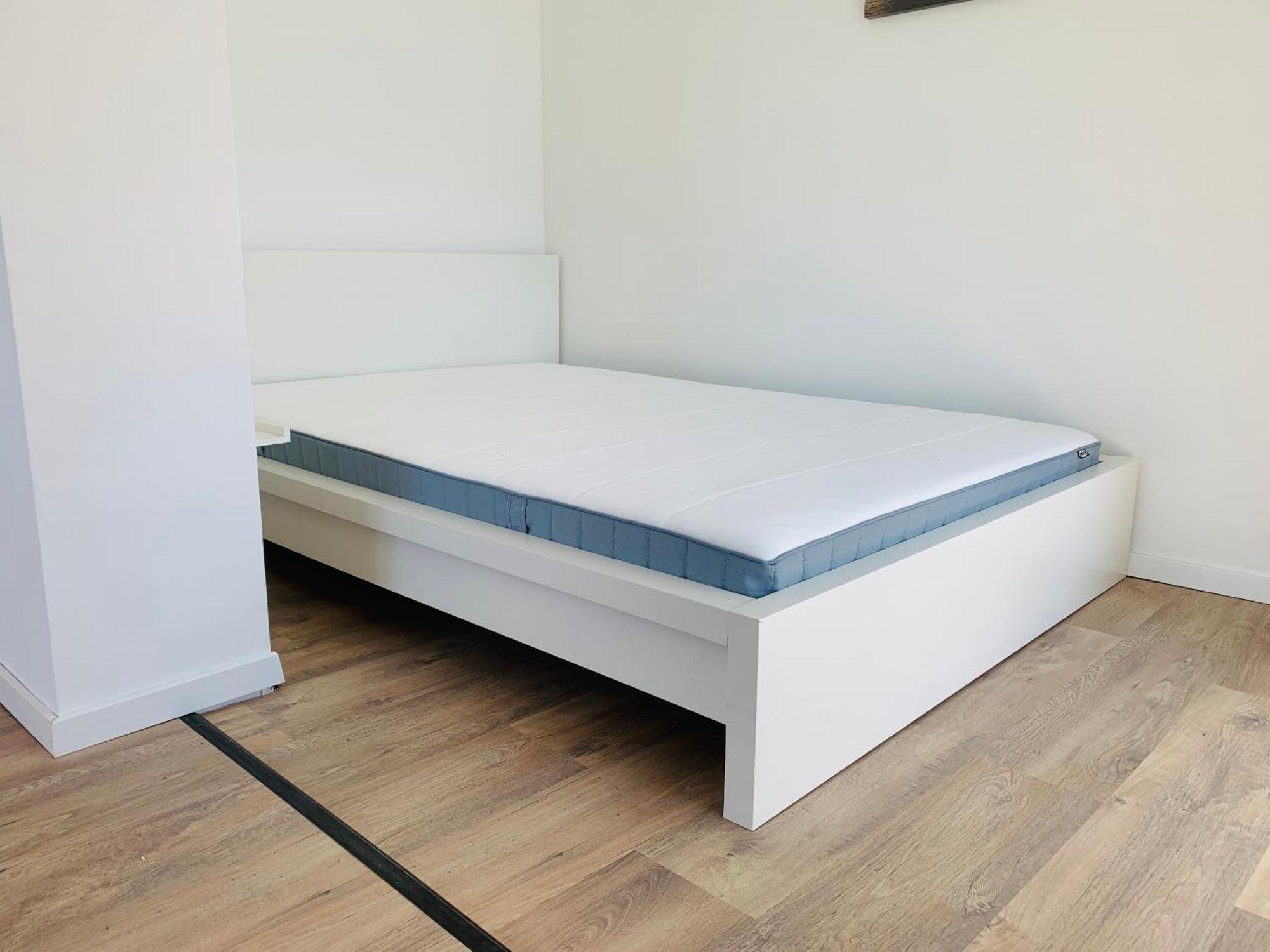 Feddersen Living Kernsanierte Ferienwohnungen - Gemuetlich - Netflix - Voll Ausgestattet - Zentral Brunsbuttel Quarto foto
